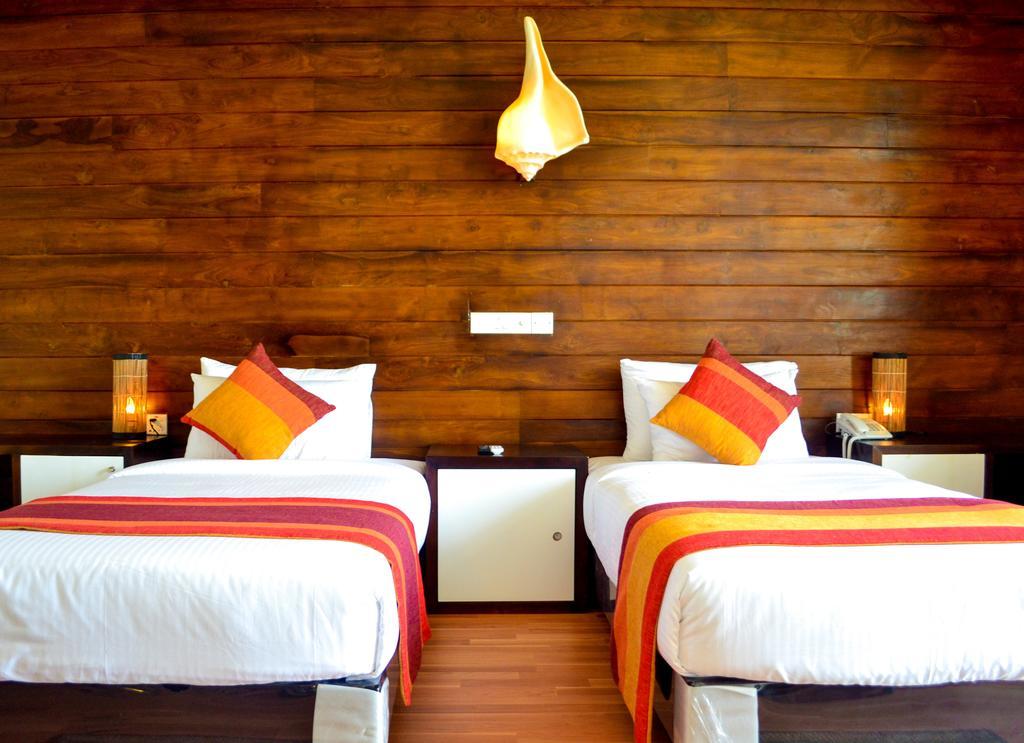 The Valampuri Hotell Jaffna Eksteriør bilde