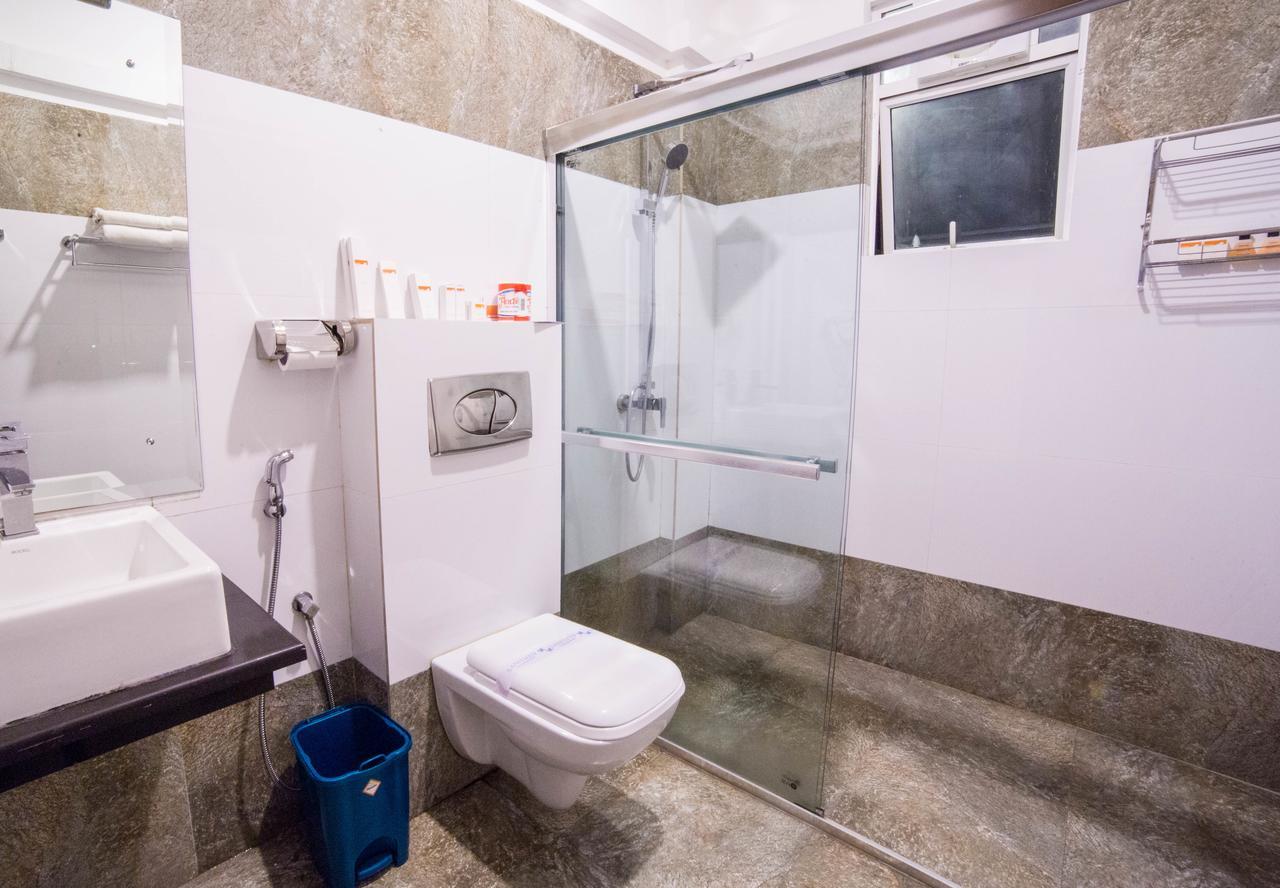 The Valampuri Hotell Jaffna Eksteriør bilde