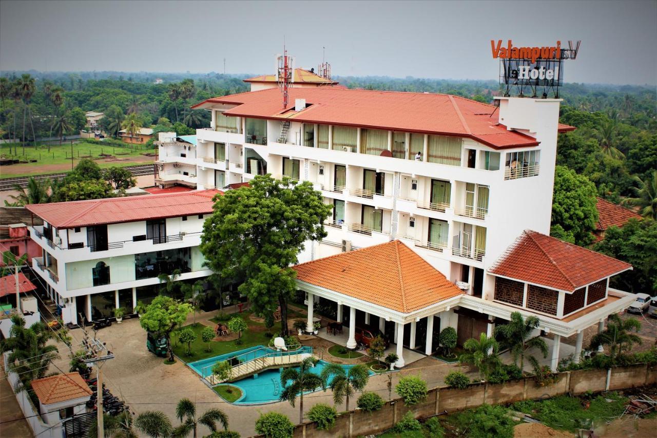 The Valampuri Hotell Jaffna Eksteriør bilde