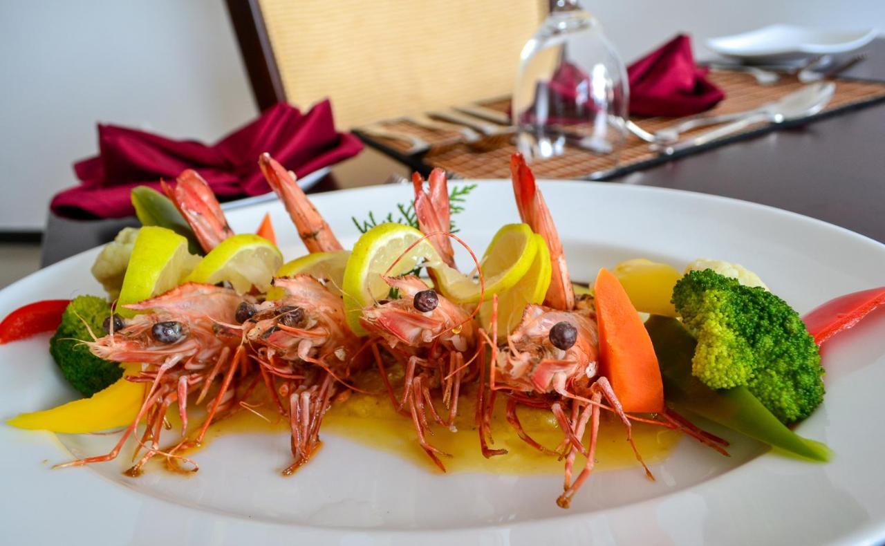 The Valampuri Hotell Jaffna Eksteriør bilde