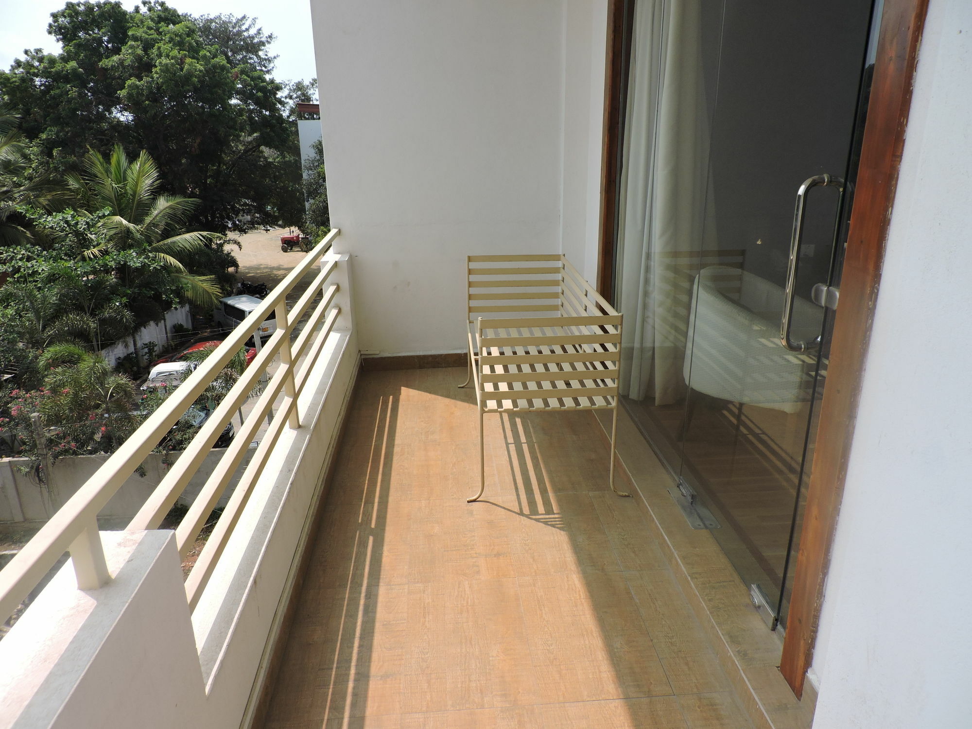 The Valampuri Hotell Jaffna Eksteriør bilde