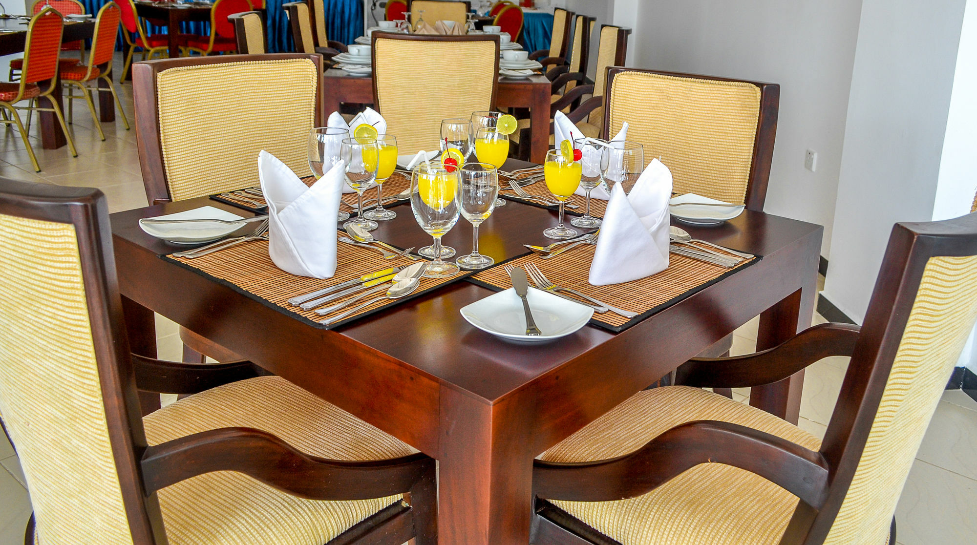 The Valampuri Hotell Jaffna Eksteriør bilde
